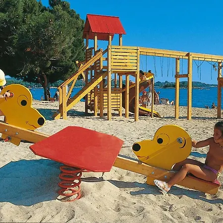 Mobile Homes Valkanela - Cis01223-myb בית נופש *